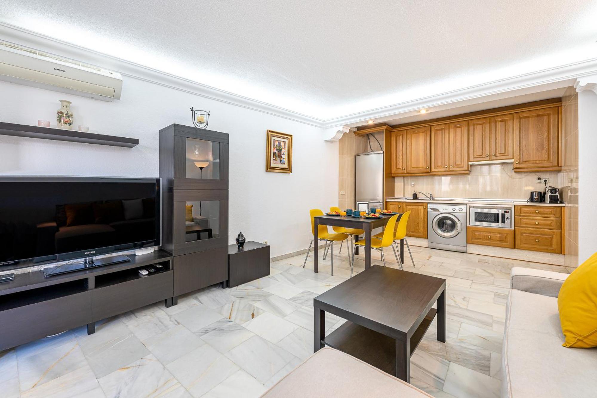 797 Holiday Rentals - Piso Para 3 En La Carihuela Con Piscina Τορρεμολίνος Εξωτερικό φωτογραφία